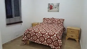 Dominishi Bed&Breakfast 聖多明哥